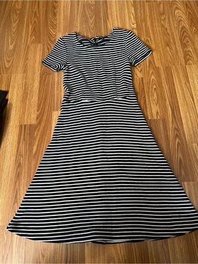 madewell embroidered sleeve popover dress Embroidered-Sleeve Popover Midi Dress